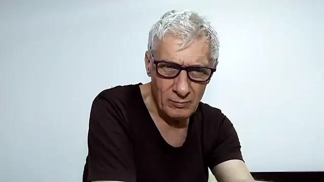 BIGUNCUTHARDCOCK Live XXX-Chat