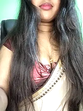 Idhika-Paul: онлайн-секс-чат