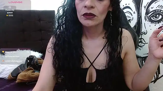 แชท XXX สดของ AlexandraJones_