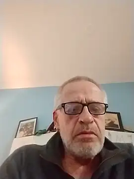 Alleinzuhause Live XXX-Chat