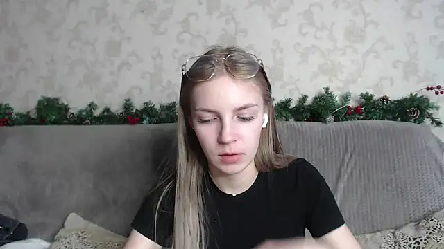 Chatroom XXX en direct de HitGyrl