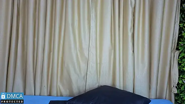 ahsly_Zam Live XXX Chat