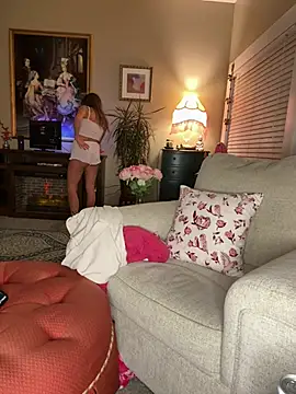 misspollypeach: онлайн-секс-чат