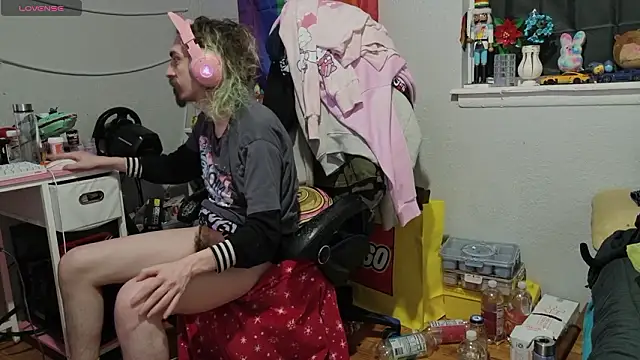 Chat XXX en directo de tallnerdyguy