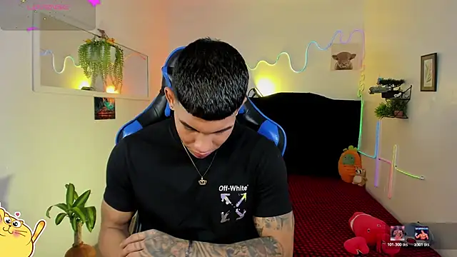Damian_latinxxx's Webcam Show