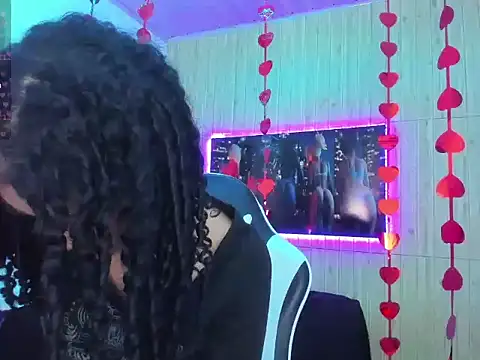 แชท XXX สดของ dolly_boob