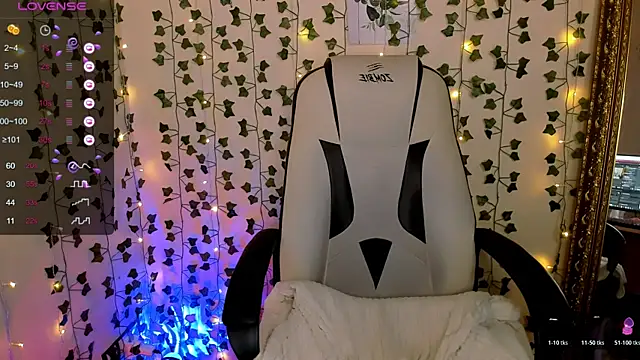 XXX chat uživo modela deboramoore