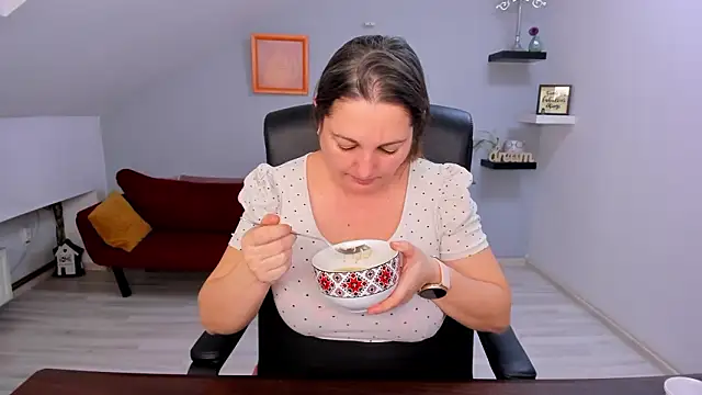 LollaGirl Chat XXX in diretta