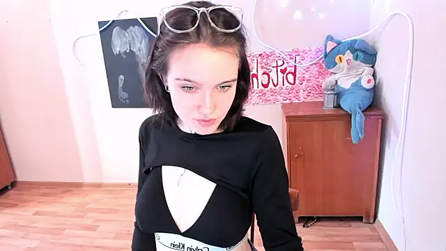 Elastikisss' Live XXX Chat