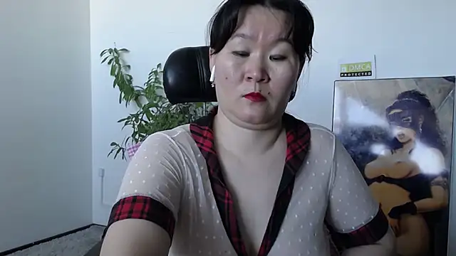 Akira_xx লাইভ XXX চ্যাট