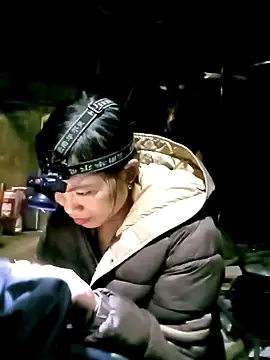 ngan-cute élő XXX-chatje