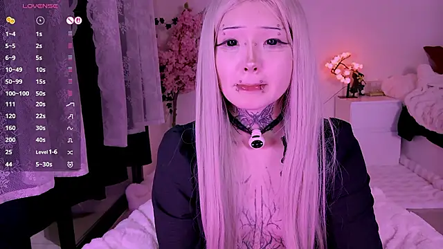 Chat +18 de Lein_Bone ao vivo