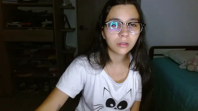 Онлайн чат XXX mia__lopez_