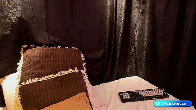 MiaKnox 即時 XXX 聊天