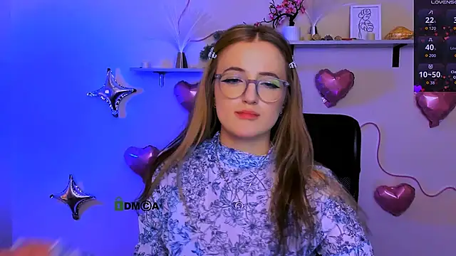 luna_berryy's Live XXX Chat