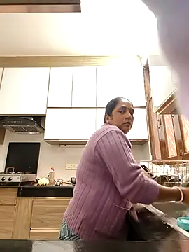 Hot-Sana2 Adlı Modelin Canlı XXX Sohbeti