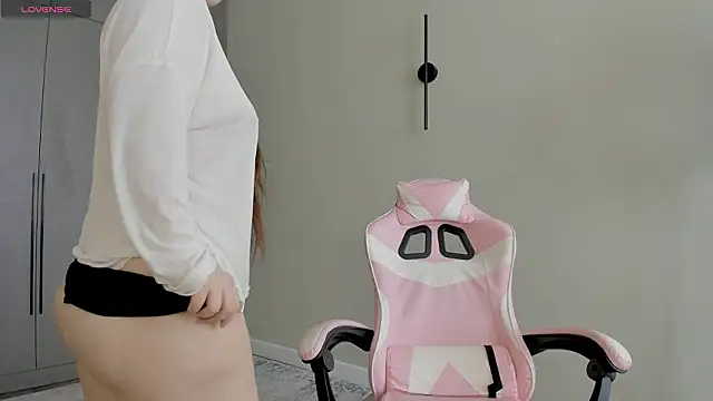 دردشة Aiko_mainee الجنسية المباشرة