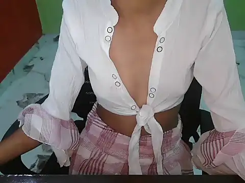 babycharu's Live XXX Chat