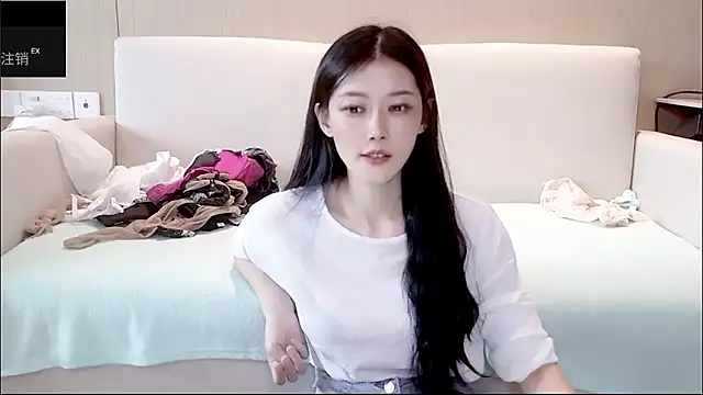 Chat +18 de E-ll-A ao vivo