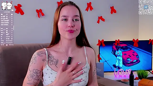 FalineDowlenのライブXXXチャット