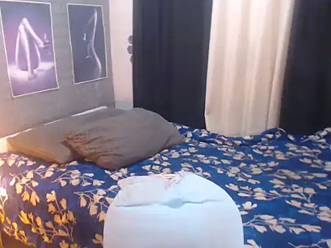 Show de AsianDestroyer na webcam