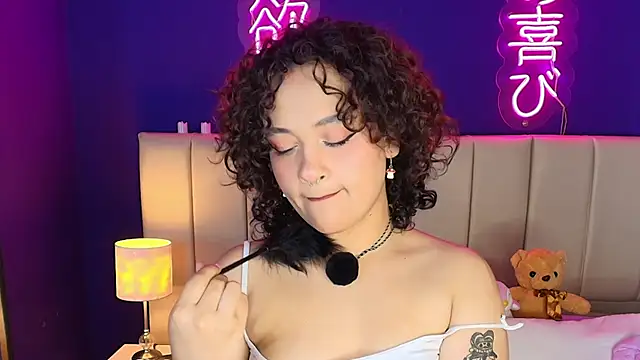 _sarahRoseのライブXXXチャット