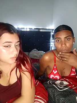 Chatroom XXX en direct de Chloe_Sky_love