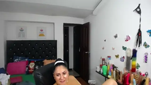 Онлайн чат XXX mature_bigboobs10