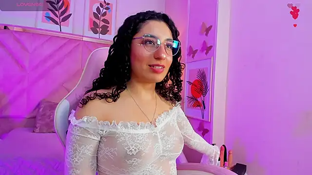 DemiJones_ Adlı Modelin Canlı XXX Sohbeti