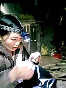 Chat XXX ao vivo de ngan-cute