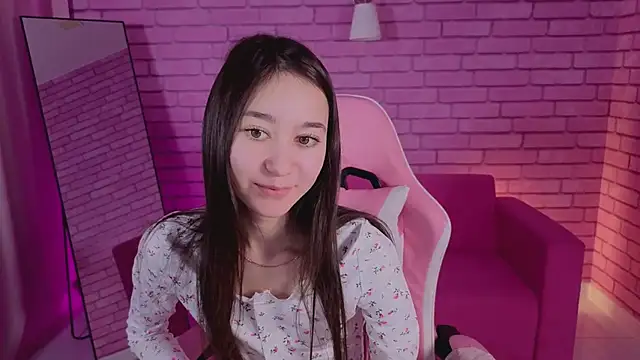 Chat +18 de Nicole_Brownie ao vivo