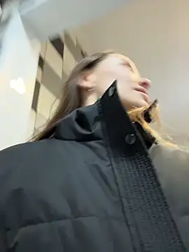 KishaMur: απευθείας συνομιλία ΧΧΧ