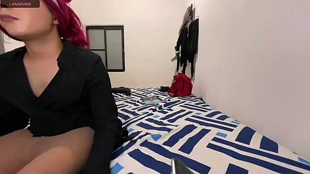 regina_mills_milk: διαδικτυακό σόου στην κάμερα