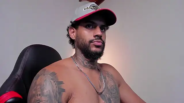 Chat XXX en directo de LuigiVitale_1