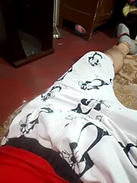 Leosexx: διαδικτυακό σόου στην κάμερα