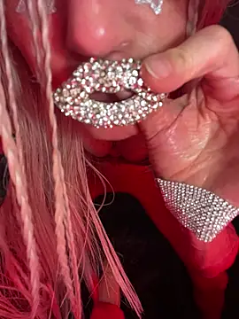 1NikiVegas Live XXX-chat