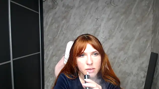 Reginasmilee Adlı Modelin Canlı XXX Sohbeti