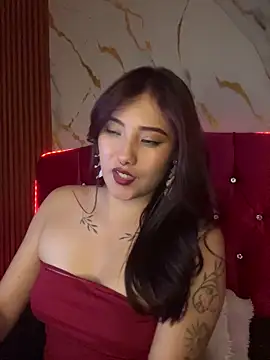 Chat +18 de angellique_22 ao vivo