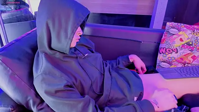 nova_salvatore Live XXX Chat