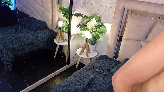 4L3JX Chat XXX in diretta