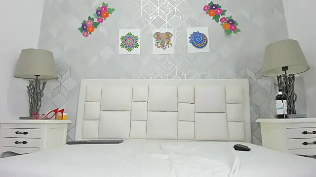 Chat XXX Live naia_cox