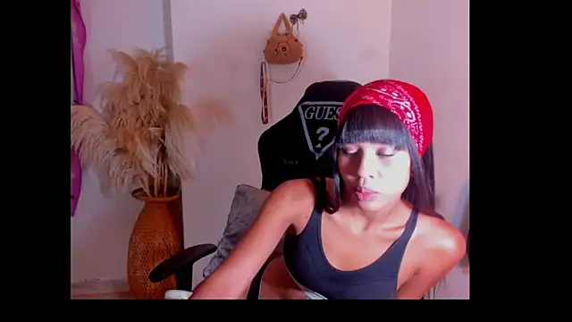 دردشة bad_girl_xxx الجنسية المباشرة