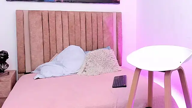 Chat XXX en directo de Miranda_Rivers