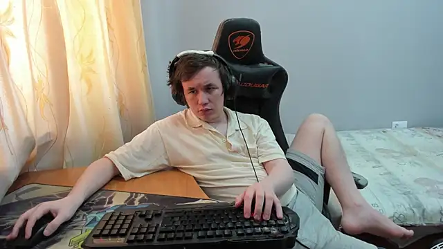 iliaskrislove – Kamerová šou