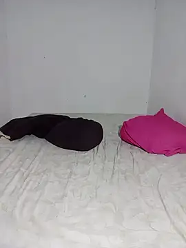 KarameloVzla live XXX chat