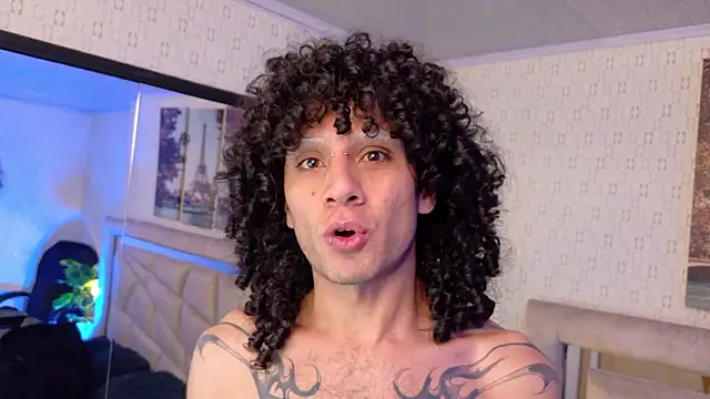 4L3JX: διαδικτυακό σόου στην κάμερα