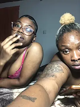 The_wickles_4443n Live XXX chat