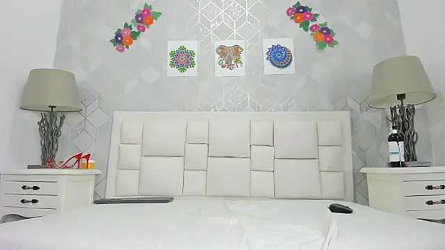 naia_cox élő XXX-chatje