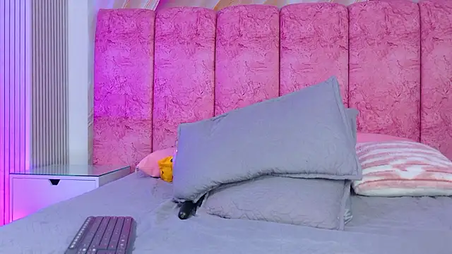 emmacurvy 라이브 XXX 채팅