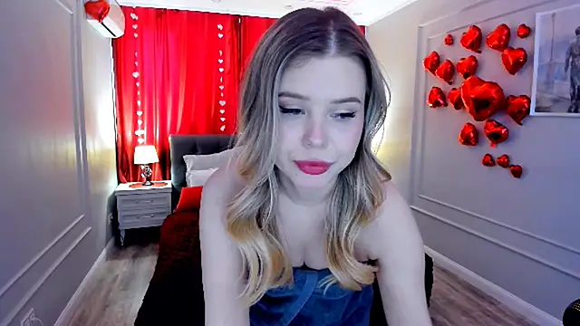 FollowLovee's Live XXX Chat